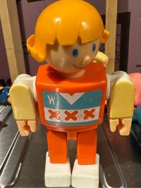 Gabriel Wannabees Vintage 1975 Action Figure Toy - Playset Character
